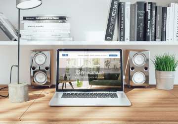 Total Studio instagram