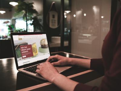 Total Studio instagram