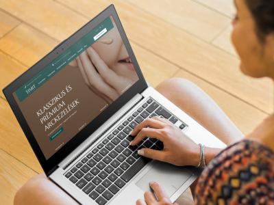 Total Studio instagram