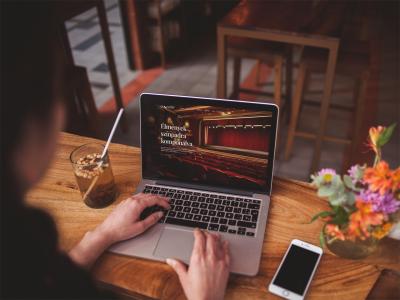 Total Studio instagram