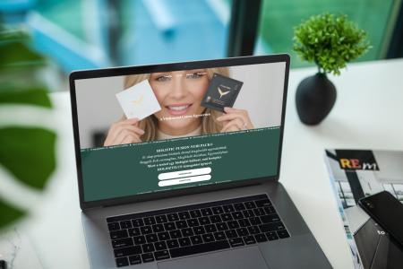 Total Studio instagram