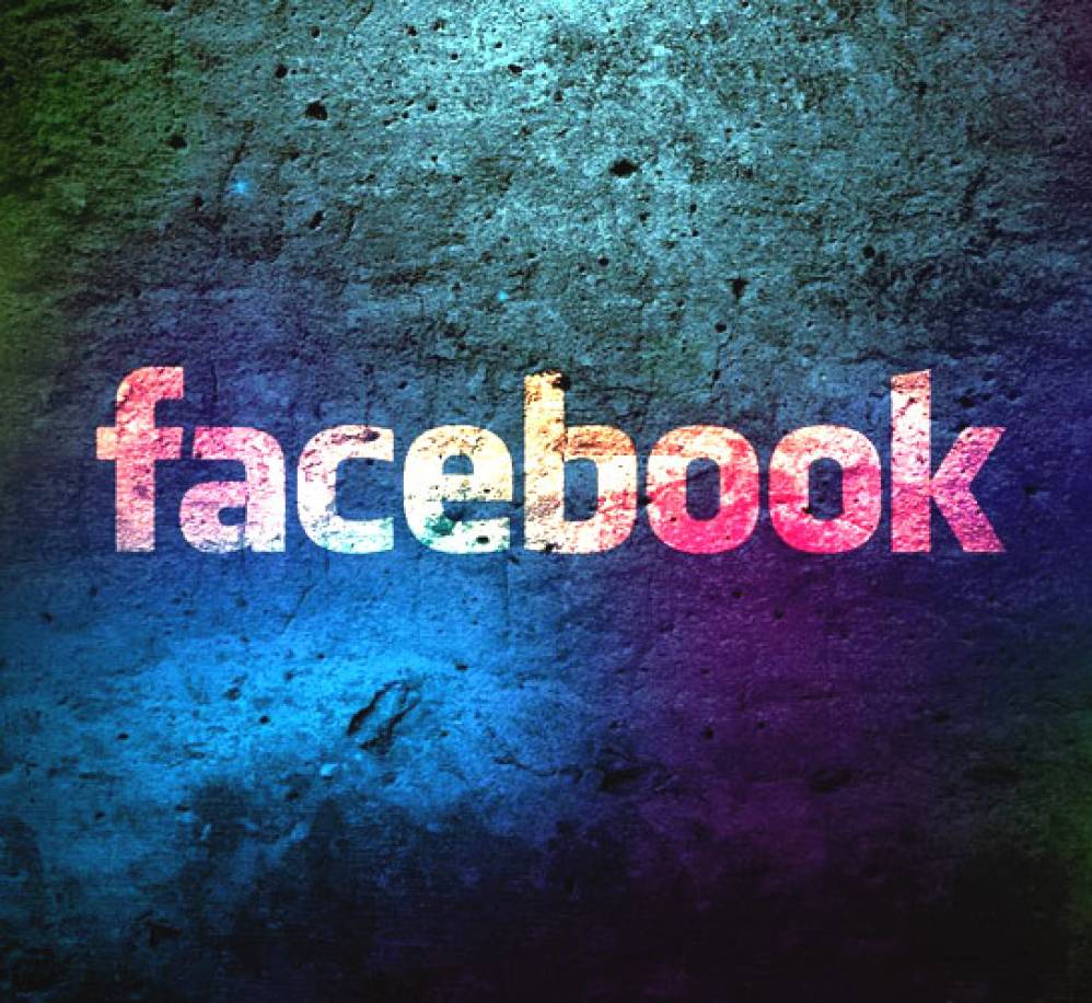 Mindent tud rólad a Facebook