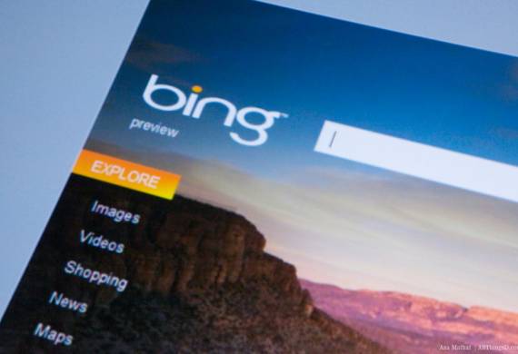 Facebook üzeneteinkben is keres a Bing